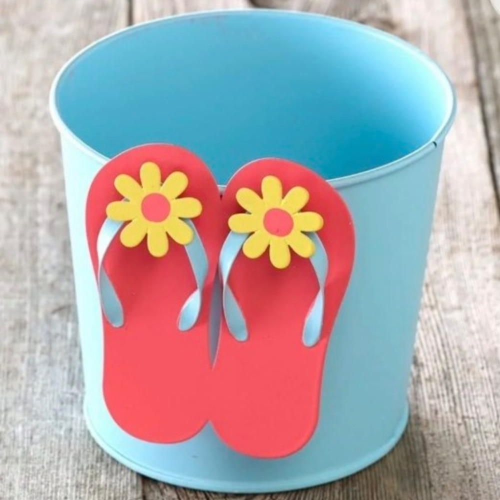 Flip Flops Daisy Garden Planters Coastal Decor SET of 3! Blue, Green & Coral NWT